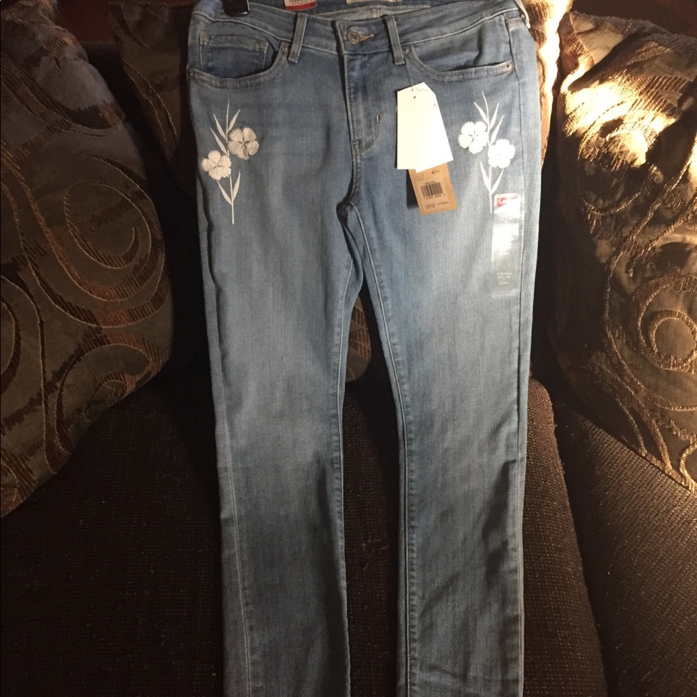 Levi 711 Skinny Jeans